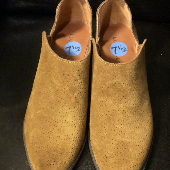 Lucky Brand Basel Gold Brown Perforated Pull On Ankle Boots Size 7.5 - Picture 5 of 8